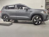Used 2024 Volkswagen Taos SE image 3