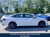Certified 2023 Volkswagen Jetta SE w/ Panoramic Sunroof Package image 5