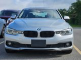 Used 2018 BMW 320i xDrive Sedan image 2