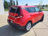 Used 2022 Kia Soul LX w/ Technology Package image 5