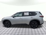 Used 2025 Nissan Rogue SV image 6