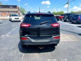 Used 2015 Jeep Cherokee Latitude image 4