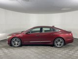 Used 2017 Buick LaCrosse Essence image 3