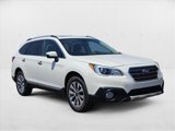 Used 2017 Subaru Outback 3.6R Touring image 3