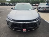 Used 2025 Chevrolet Trax ACTIV w/ Sunroof Package image 2