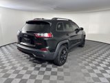 Used 2019 Jeep Cherokee Trailhawk image 5