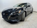 Used 2023 Nissan Altima 2.5 SR image 2
