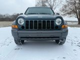 Used 2005 Jeep Liberty Sport image 2