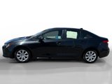 Used 2022 Toyota Corolla LE image 2
