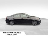 Used 2022 Kia Forte GT-Line w/ GT-Line Premium Package image 2