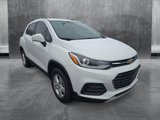 Used 2022 Chevrolet Trax LT w/ LT Convenience Package image 3