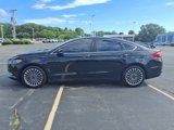 Used 2017 Ford Fusion SE w/ Fusion SE Technology Package image 4