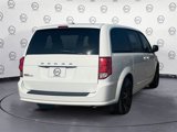 Used 2018 Dodge Grand Caravan SE image 4