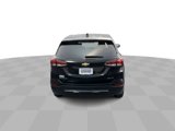 Used 2023 Chevrolet Equinox LT image 2
