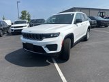 New 2025 Jeep Grand Cherokee Laredo image 3