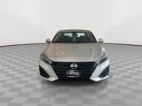 Used 2023 Nissan Altima 2.5 SV image 4