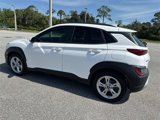 Used 2022 Hyundai Kona SEL w/ Convenience Package image 4