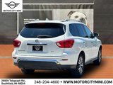 Used 2019 Nissan Pathfinder SV image 4