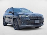 Used 2019 Jeep Cherokee Latitude Plus image 3