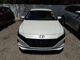 Used 2023 Hyundai Elantra SE w/ Preferred Accessory Package image 5