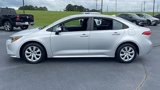 Used 2022 Toyota Corolla LE image 4