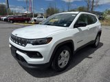 Certified 2022 Jeep Compass Latitude w/ Convenience Group image 3