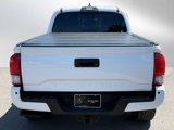 Used 2017 Toyota Tacoma TRD Sport image 5