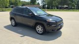 Used 2015 Jeep Cherokee Latitude w/ Cold Weather Group image 2