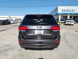 Used 2019 Jeep Grand Cherokee Altitude image 5