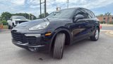 Used 2017 Porsche Cayenne w/ Premium Package image 3