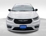New 2025 Chrysler Pacifica Select image 2
