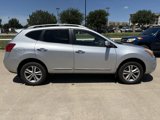 Used 2012 Nissan Rogue SV image 3