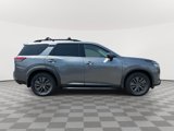 Used 2022 Nissan Pathfinder SV image 5