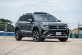 Used 2022 Volkswagen Taos SEL w/ Panoramic Sunroof Package image 2