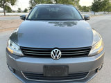Used 2011 Volkswagen Jetta SEL image 2
