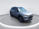 Used 2025 Chevrolet TrailBlazer RS w/ Driver Confidence Package image 2