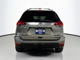 Used 2018 Nissan Rogue SV image 5