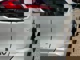Used 2018 Nissan Rogue SV image 4