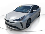 Used 2019 Toyota Prius XLE image 3