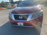 Used 2014 Nissan Pathfinder SV image 2