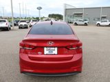 Used 2017 Hyundai Elantra SE image 5