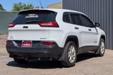Used 2017 Jeep Cherokee Sport image 3