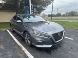 Used 2021 Nissan Altima 2.5 SV w/ SV Premium Package image 2