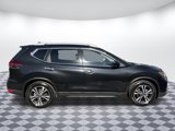 Used 2020 Nissan Rogue SV w/ Premium Package image 3