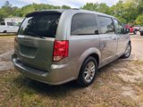 Used 2019 Dodge Grand Caravan SXT image 5