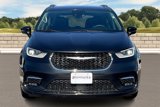 Used 2022 Chrysler Pacifica Touring-L image 3