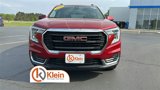 Used 2022 GMC Terrain SLE image 2
