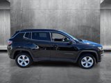Used 2017 Jeep Compass Latitude image 4