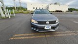 Used 2016 Volkswagen Jetta SE image 3