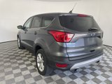 Used 2019 Ford Escape SE image 3